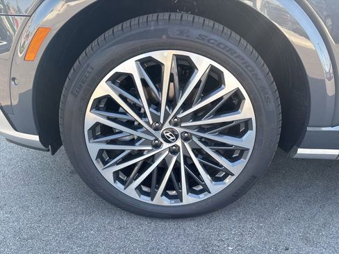 New 2026 Hyundai Palisade Calligraphy image 9