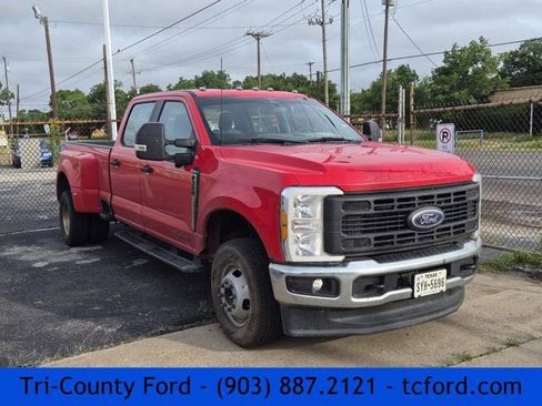 Used 2023 Ford F350 XL w/ 360-Degree Camera Package AWD/4WD image 1