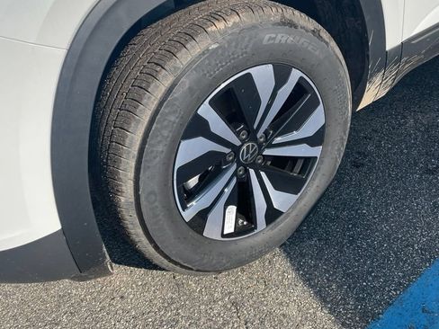 New 2026 Volkswagen Atlas SE AWD/4WD image 3
