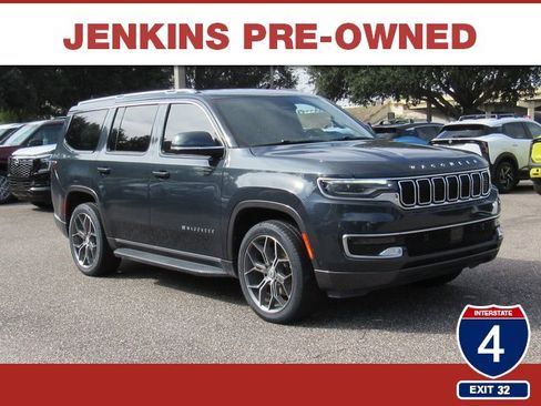 Used 2022 Jeep Wagoneer Series I image 1