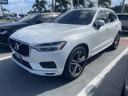 Used 2020 Volvo XC60 T5 Momentum w/ Protection Package Premier