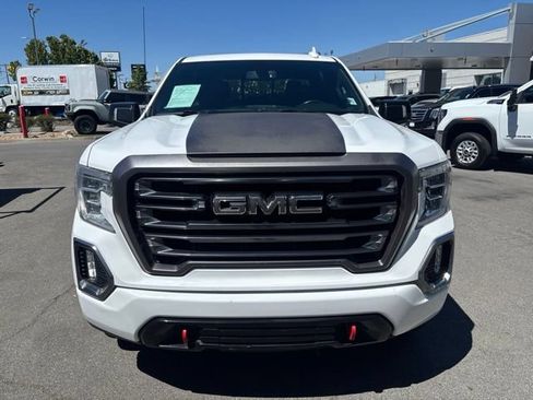 Used 2021 GMC Sierra 1500 AT4 w/ AT4 Preferred Package AWD/4WD image 3