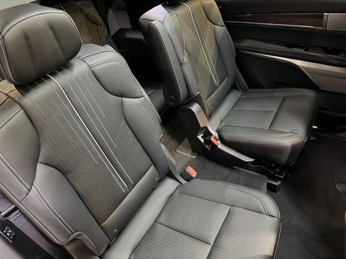 New 2026 Cadillac Vistiq Sport image 50