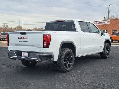 Used 2025 GMC Sierra 1500 SLE w/ X31 Off-Road Package AWD/4WD image 3