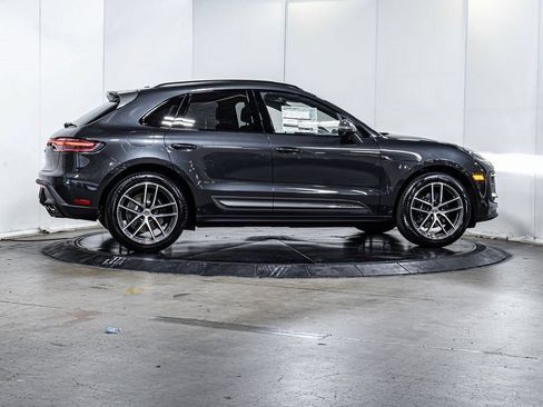 Certified 2025 Porsche Macan Turbo AWD/4WD image 8
