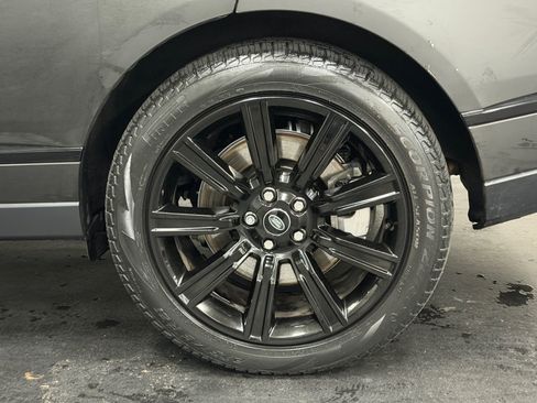 Used 2022 Land Rover Range Rover Westminster Edition image 18