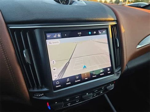 Used 2022 Maserati Levante GT image 27