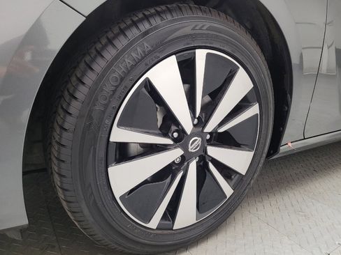Used 2022 Nissan Altima 2.5 SV FWD image 31