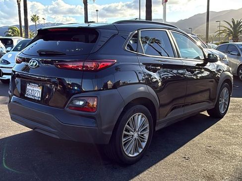 Used 2018 Hyundai Kona SEL image 3