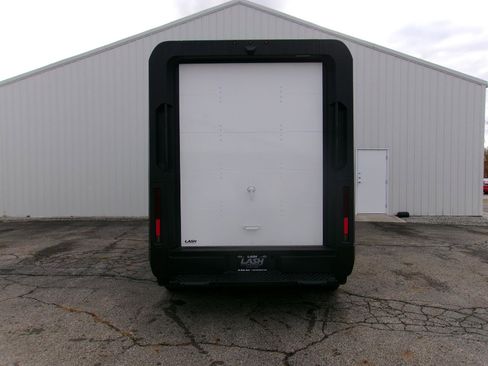 New 2025 Chevrolet Brightdrop 400 image 13