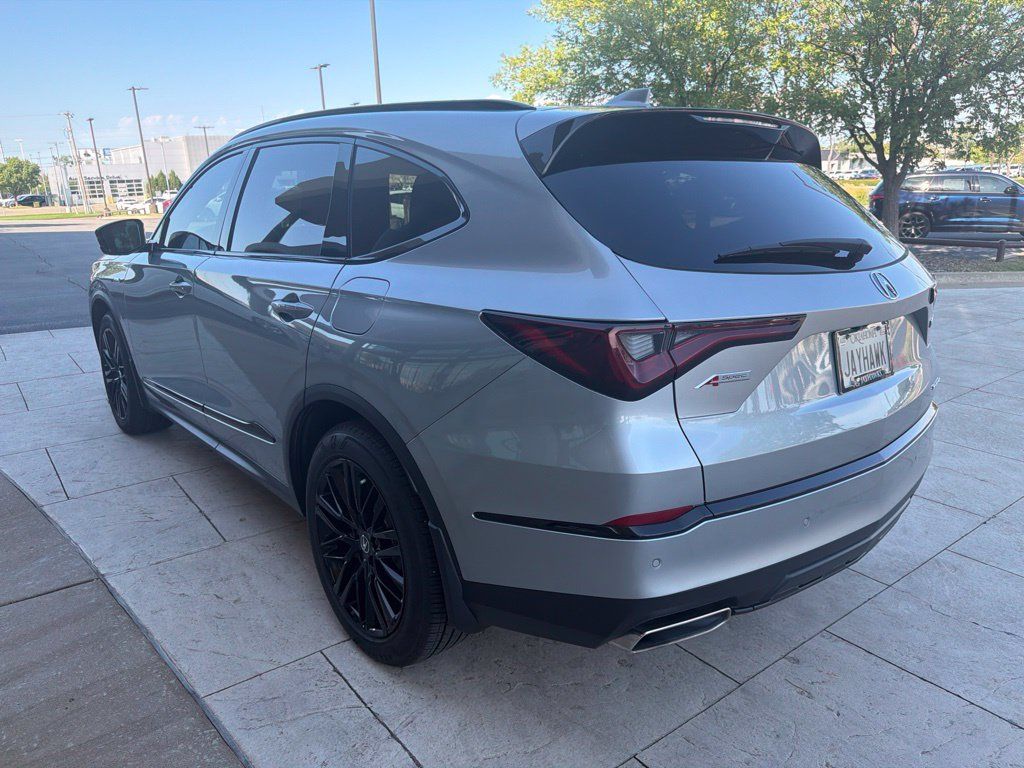 Used 2025 Acura MDX A-Spec w/ Advance Package AWD/4WD image 4