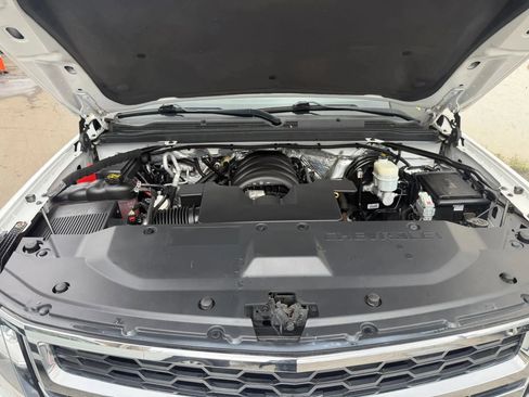 Used 2015 Chevrolet Suburban LT AWD/4WD image 25
