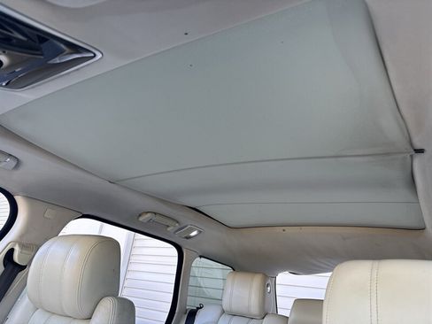 Used 2013 Land Rover Range Rover HSE AWD/4WD image 23