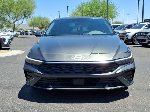 Certified 2024 Hyundai Elantra SEL w/ Convenience Package FWD image 2