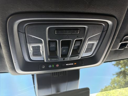 Used 2024 GMC Sierra 1500 Denali Ultimate AWD/4WD image 24