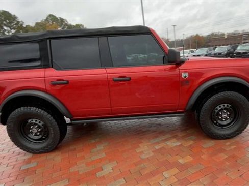 Used 2022 Ford Bronco Big Bend image 2