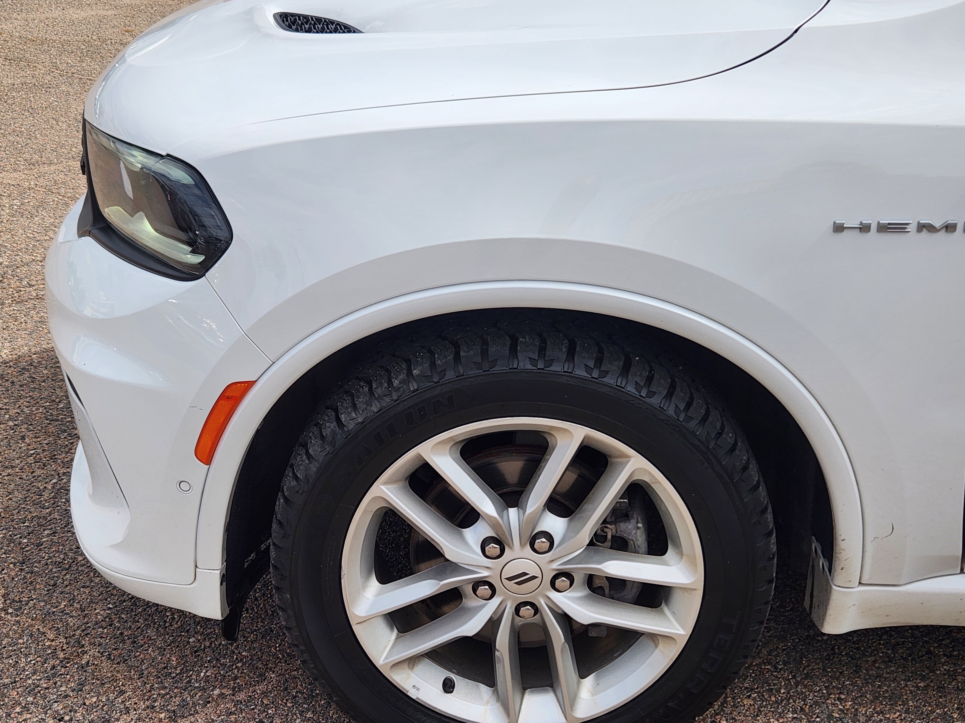 Used 2025 Dodge Durango R/T AWD/4WD image 6