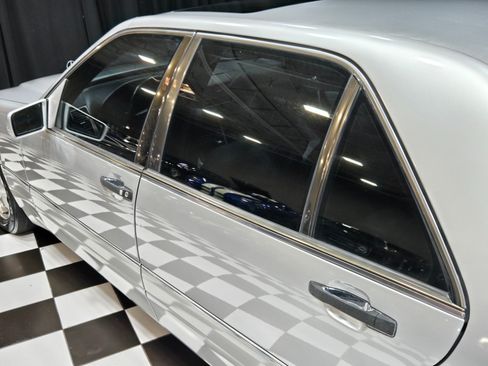 Used 1999 Mercedes-Benz S 500 Sedan image 30