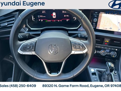 Used 2024 Volkswagen Jetta SEL FWD image 18