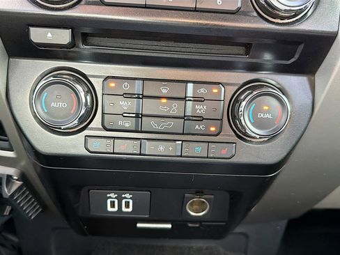 Used 2017 Ford F150 Lariat w/ Equipment Group 501A Mid AWD/4WD image 43