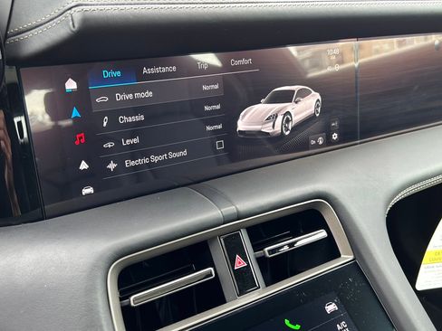 New 2025 Porsche Taycan Turbo S AWD/4WD image 18