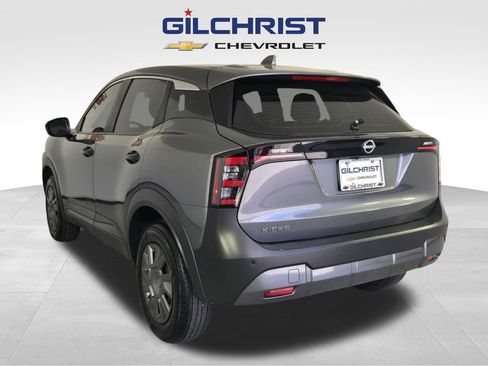 Used 2025 Nissan Kicks S image 5