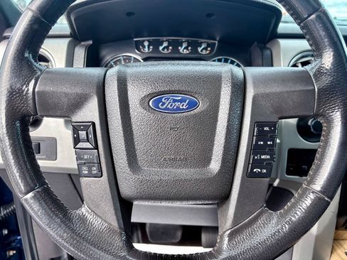 Used 2011 Ford F150 Lariat w/ Lariat Chrome Pkg AWD/4WD image 17
