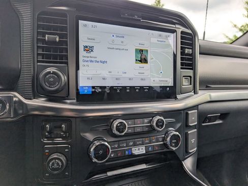 Used 2025 Ford F150 Raptor AWD/4WD image 17