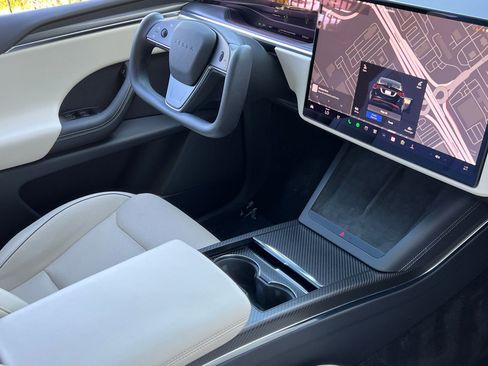 Used 2022 Tesla Model X Plaid AWD/4WD image 13