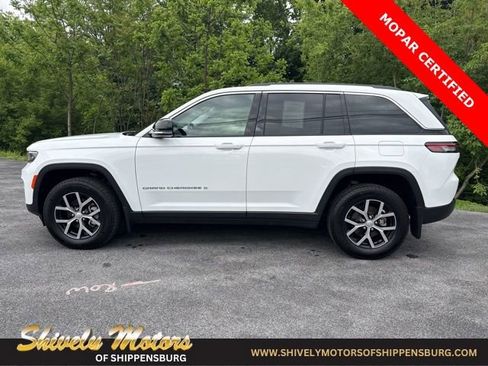 Used 2024 Jeep Grand Cherokee Limited w/ Trailer Tow Package image 2