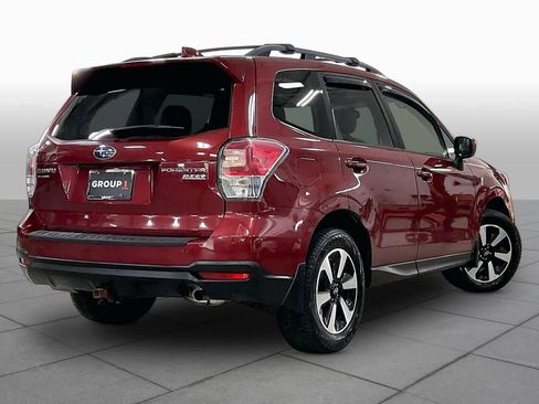 Used 2017 Subaru Forester 2.5i Premium AWD/4WD image 13