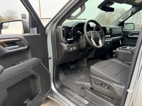 New 2026 GMC Sierra 1500 Elevation image 5