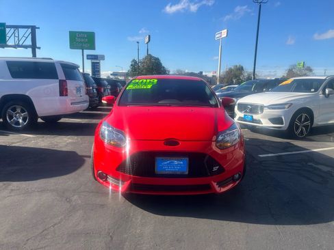 Used 2013 Ford Focus ST image 2