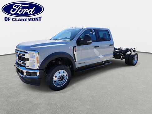 New 2026 Ford F450 XLT w/ XLT Value Package AWD/4WD image 1