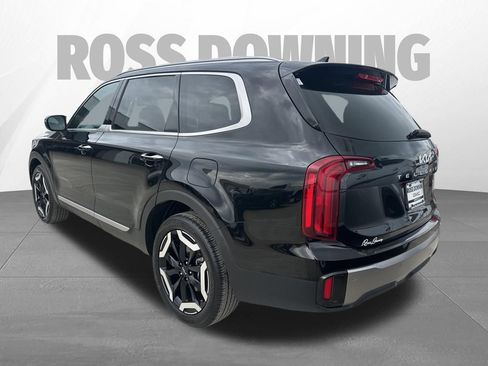 Used 2025 Kia Telluride S FWD image 5