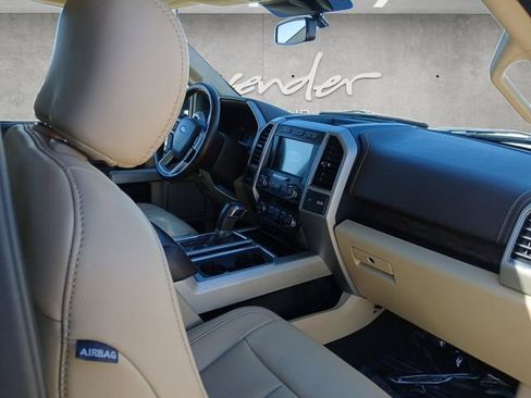 Used 2020 Ford F150 Lariat image 24