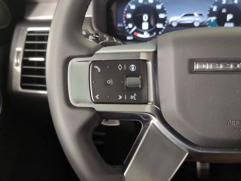Certified 2025 Land Rover Discovery Dynamic SE image 14