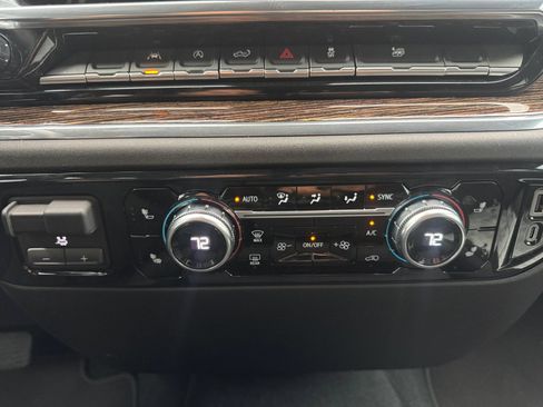 Certified 2025 GMC Sierra 1500 Elevation RWD image 18