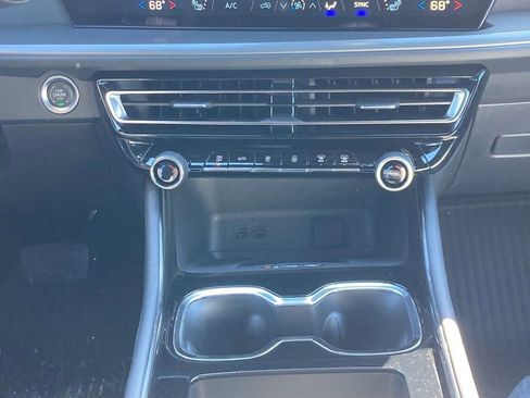 New 2026 Chevrolet Traverse LT w/ Driver Confidence Package image 18