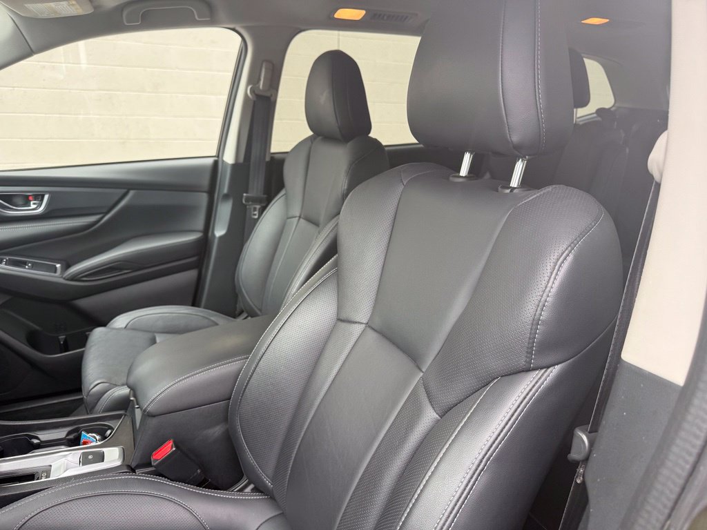 Used 2023 Subaru Ascent Limited AWD/4WD image 23