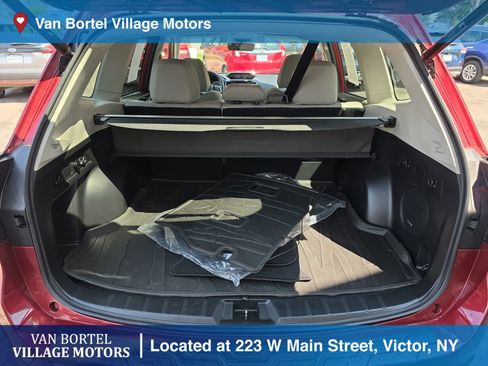 Used 2020 Subaru Forester Limited AWD/4WD image 30