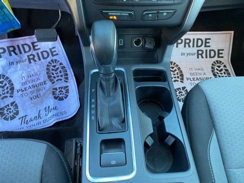 Used 2018 Ford Escape SE image 30