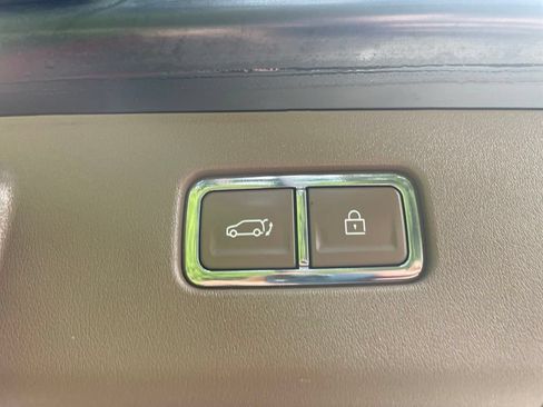 Used 2024 Kia EV9 GT-Line AWD/4WD image 21