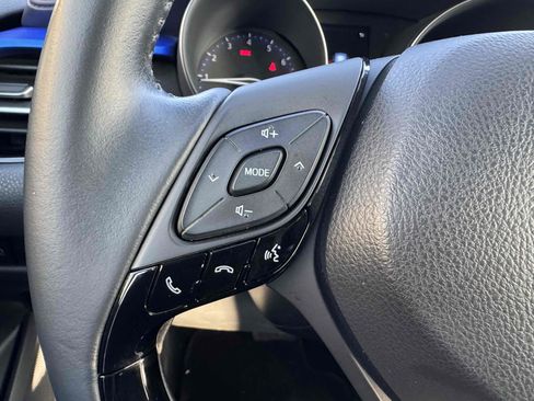 Used 2021 Toyota C-HR XLE image 19