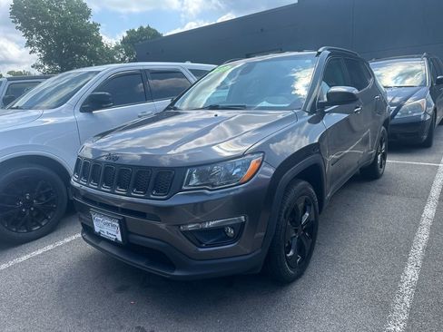 Used 2020 Jeep Compass Latitude AWD/4WD image 4