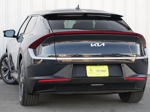Used 2024 Kia EV6 Light image 5