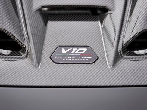 Used 2023 Lamborghini Huracan Tecnica image 23