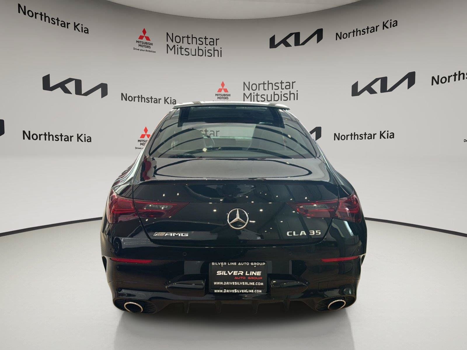 Used 2025 Mercedes-Benz CLA 35 AMG 4MATIC image 4
