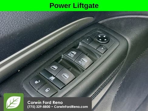 Used 2020 Dodge Durango SXT image 17