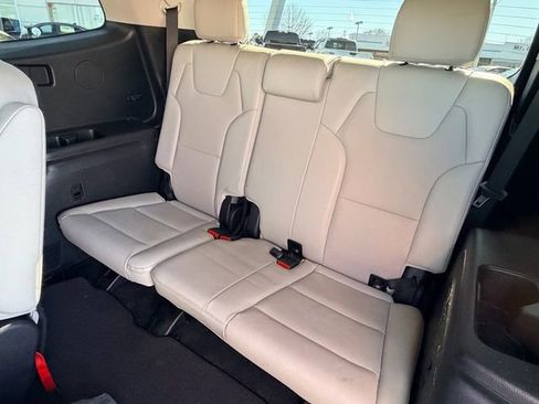 Used 2021 Kia Telluride EX w/ EX Premium Package image 15